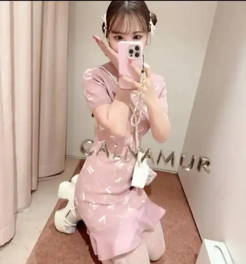 绝美模特甜美萌系少女简直离谱啊