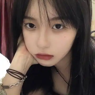高级禁欲系微信女生头像