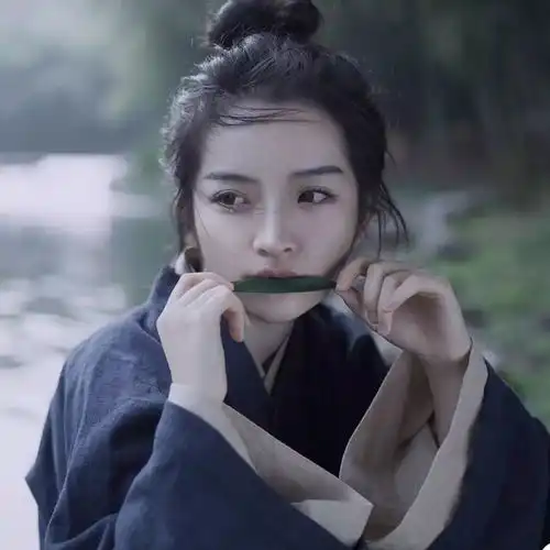 女生头像原来或者假使暗恋你太久瞒着自己欢喜已足够