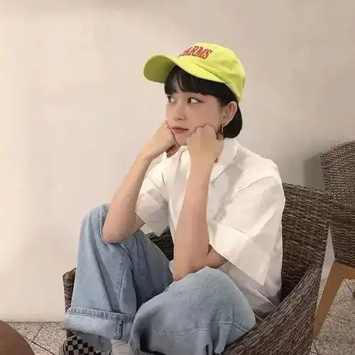 博主开春怎么穿3个韩国小姐姐给你灵感