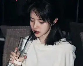 绿色系头像网名倾城时光