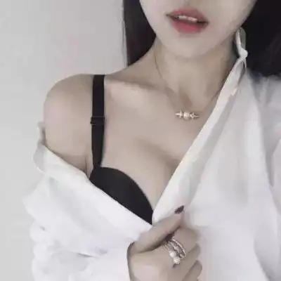 女真人禁欲系头像白衬衫
