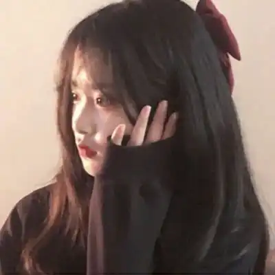 她笑着哭来着你猜她怎么笑着哭女生头像我要个性网