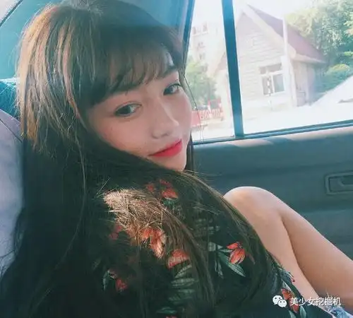 和豆瓣母神长得一模一样的这个网红也是照骗吗